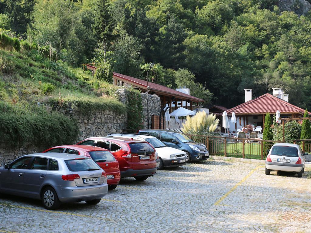 Aqua Varvara Hotel Vetren Dol Kültér fotó